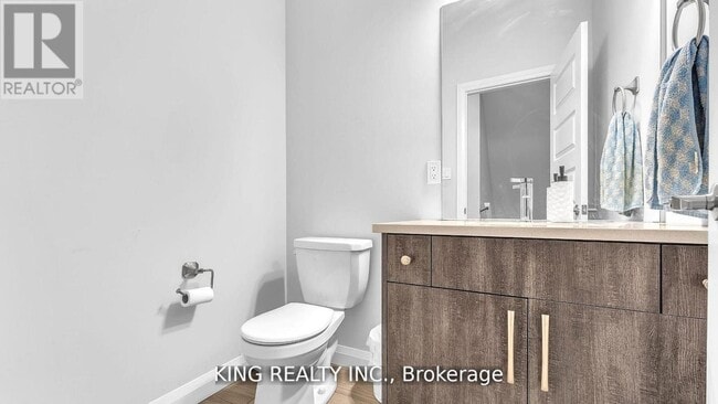Building Photo - 819-819 Kleinburg Dr