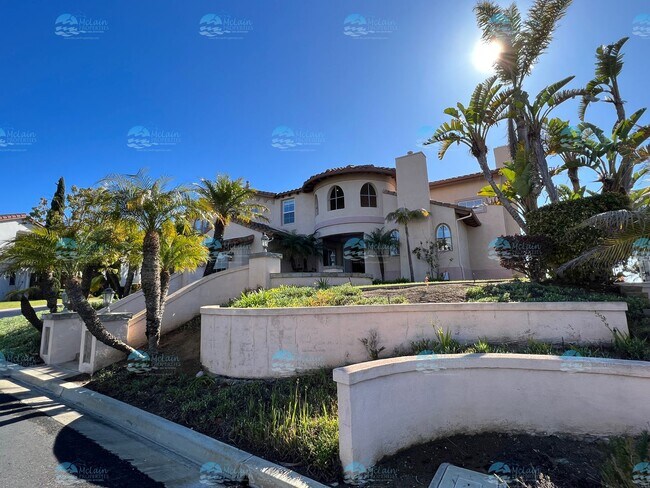 Building Photo - Large Home with Stunning Ocean and Lagoon ...