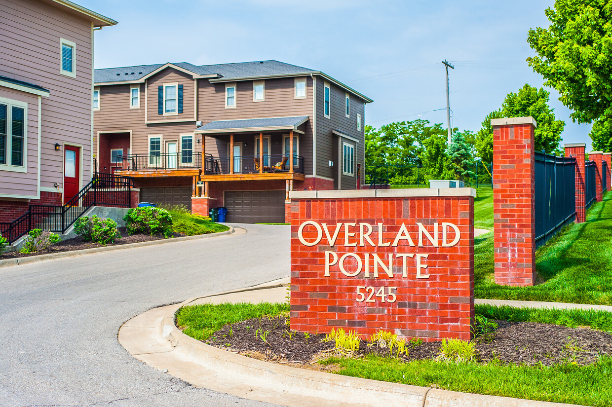 Primary Photo - Overland Pointe Townhomes