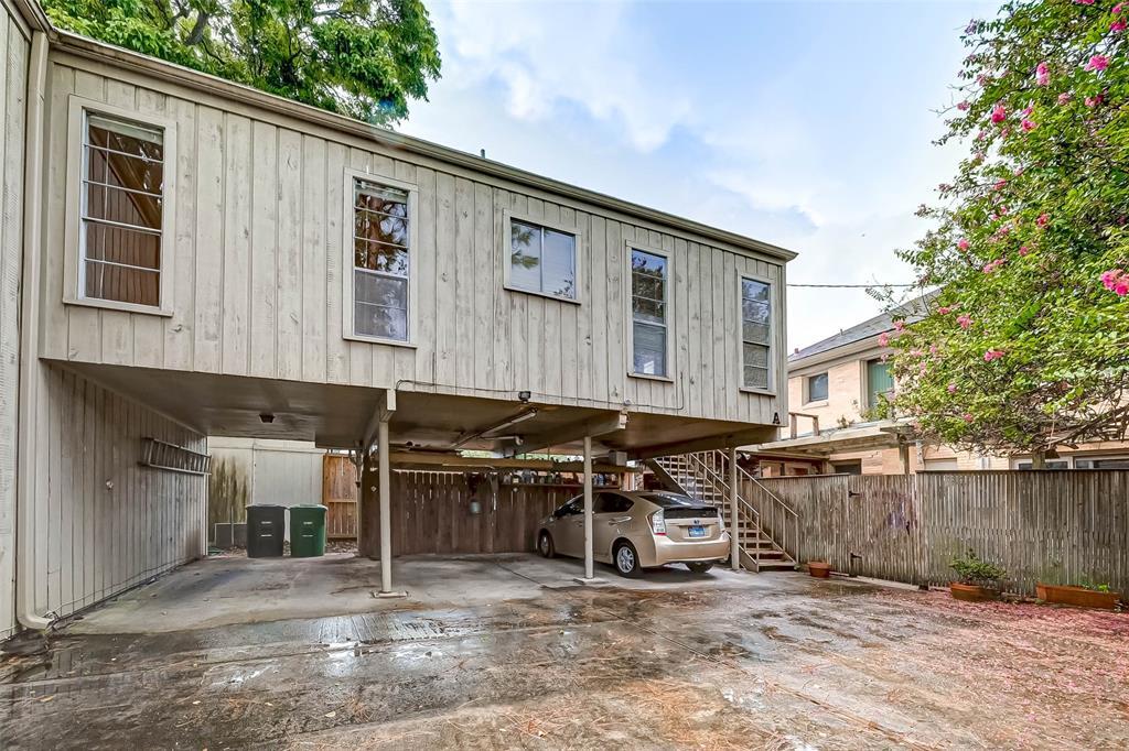 Primary Photo - 2137 Branard St