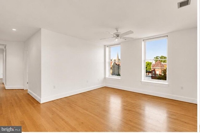 Building Photo - 1325 13th St NW