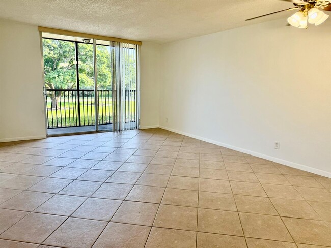 Building Photo - 7173 Orange Dr