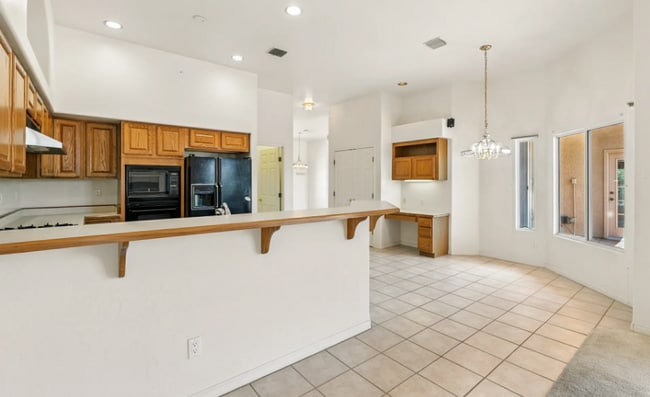 Building Photo - 2553 W Owl Vista Pl