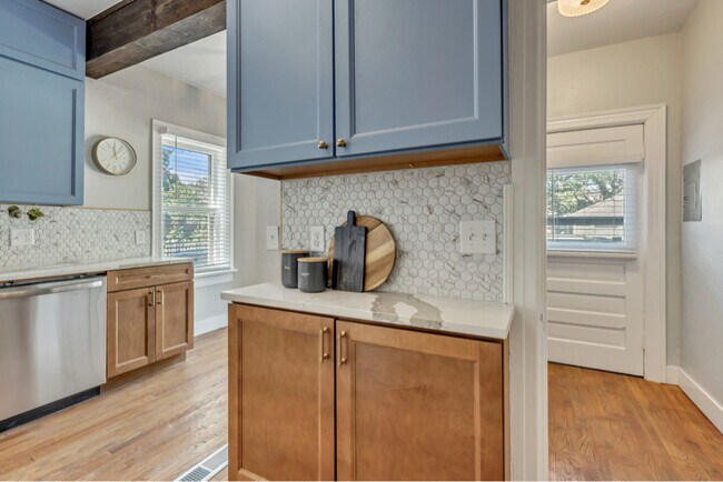 Foto del edificio - 509 NW 18th St