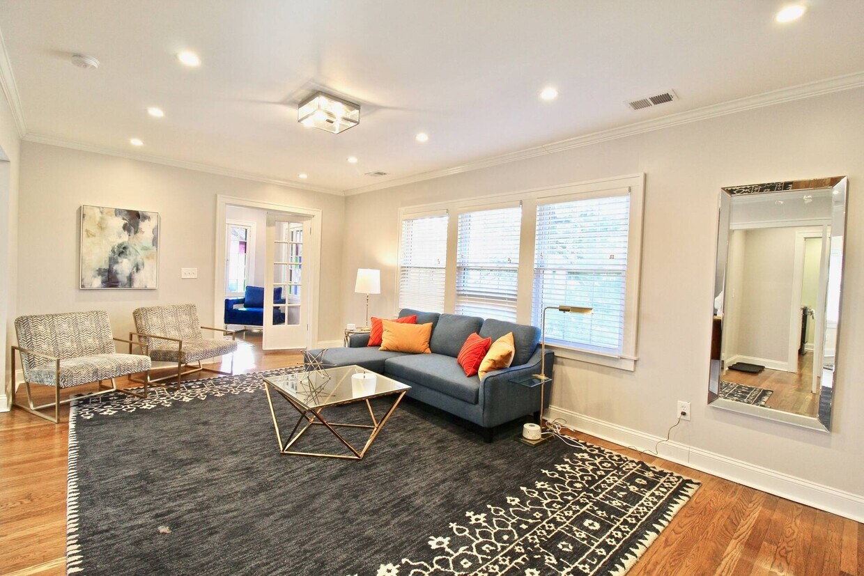 Foto principal - 5037 Walnut St