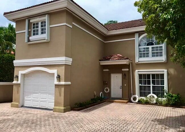 Photo - 2823 Day Ave Townhome