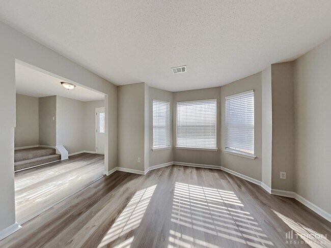 Foto del edificio - 869 Kendall Park Dr