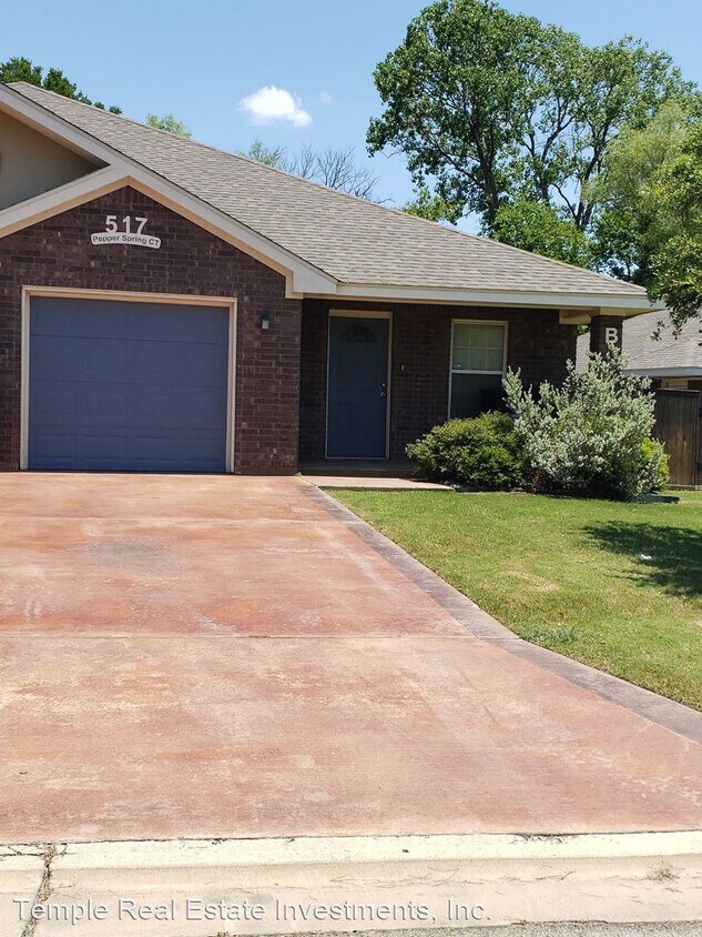 Primary Photo - 502-526 Pepper Spring Ct