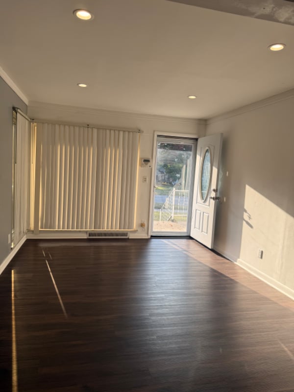 Building Photo - 20566 Salem