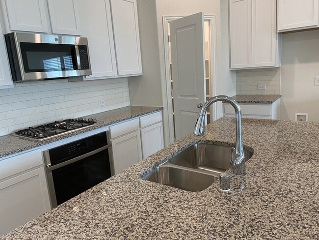 Photo - 10012 Boswell Dr House