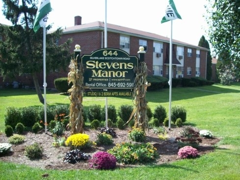 Primary Photo - Stevens Manor Apartments