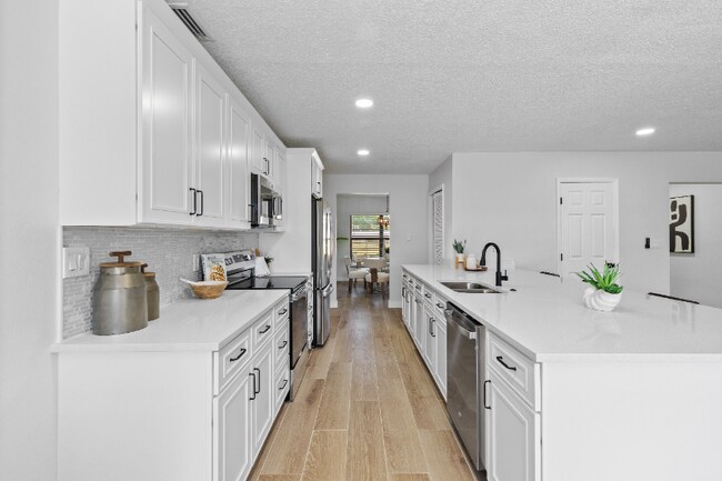 Foto del edificio - 5303 Glen Harwell Rd