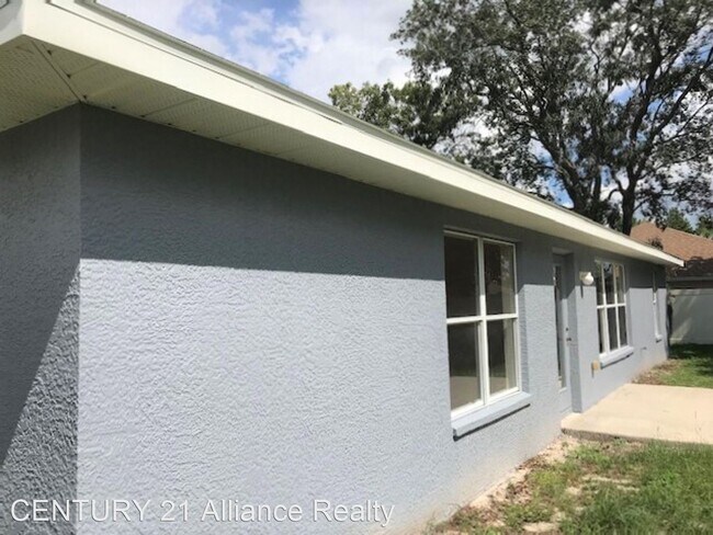 Building Photo - 3 br, 2 bath House - 2041 Escobar Avenue