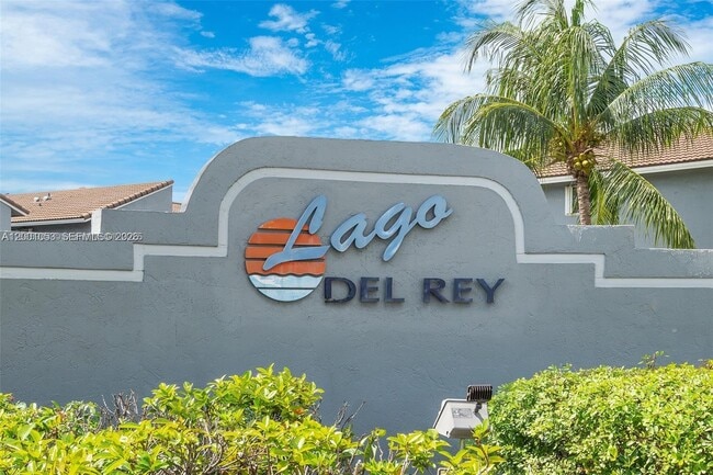 Foto del edificio - 6980 NW 173rd Dr