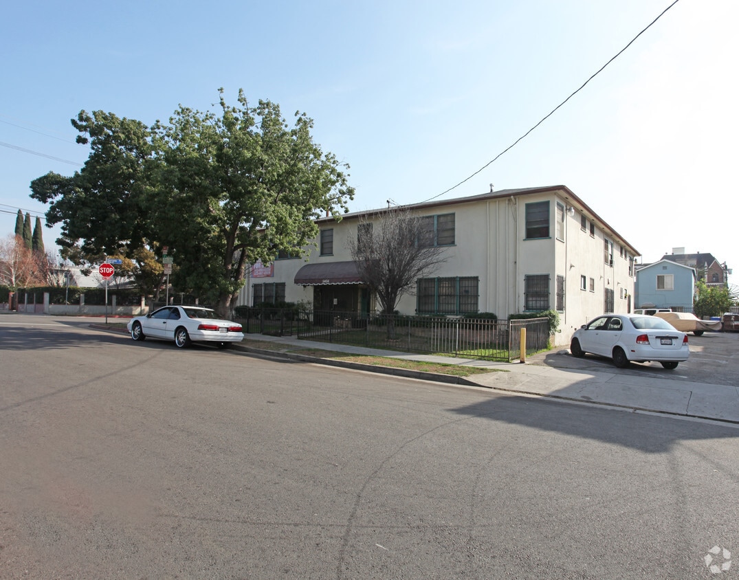 Building Photo - 5404 La Mirada Ave