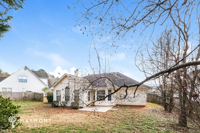 Foto del edificio - 5285 Yellow Pine Dr