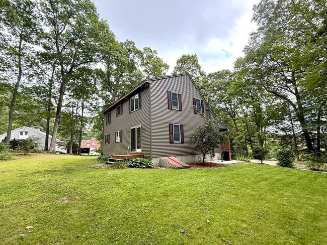 Building Photo - 76 Jolicoeur Ave