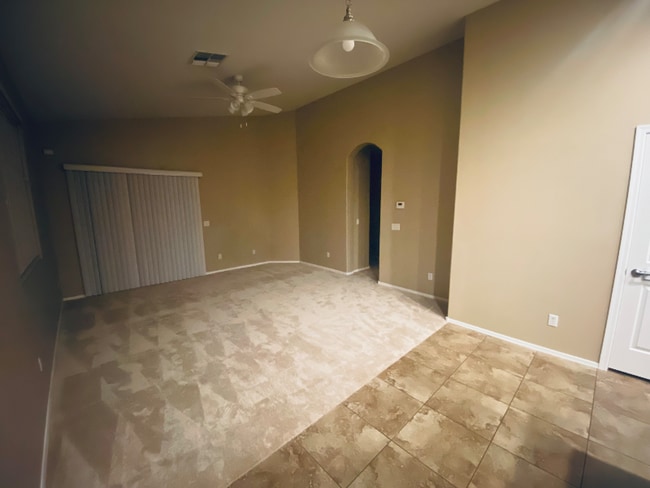 Foto del edificio - 3710 W Lydia Ln