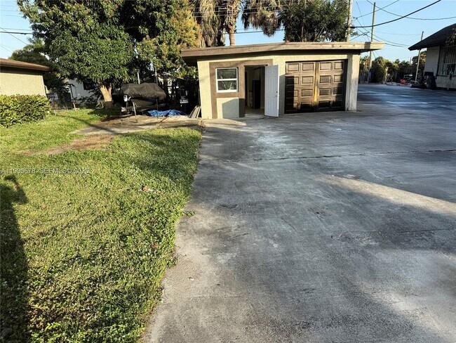 Foto del edificio - 1132 NW 30th Ave