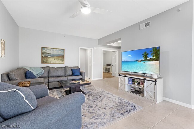 Building Photo - 12618 Fox Ridge Dr