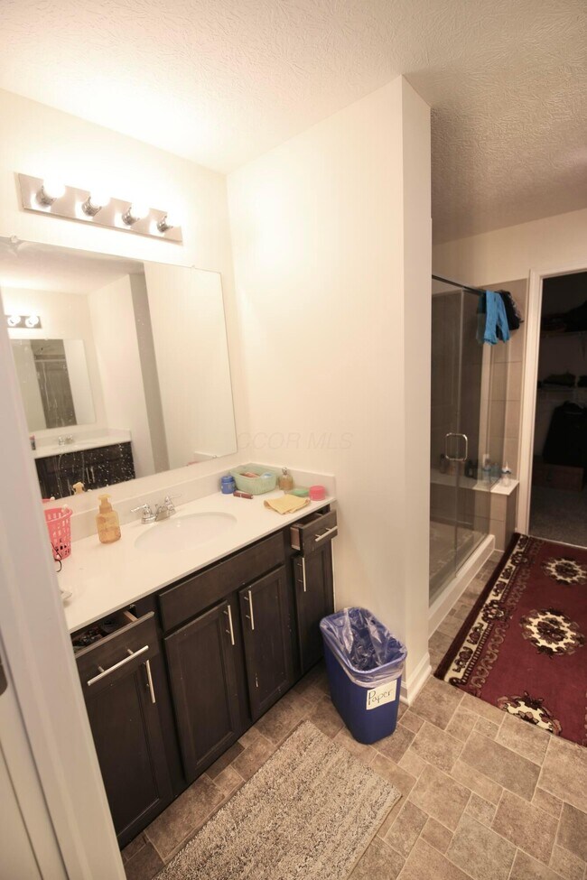 Building Photo - 216 Old Bay Dr