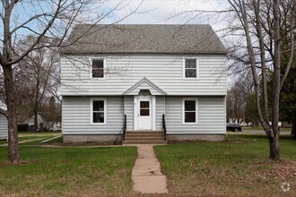 Building Photo - 221 22nd Ave E