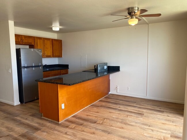 Building Photo - Two Bedroom Makaha Valley Plantation