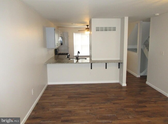 Building Photo - 4 Winton Ln