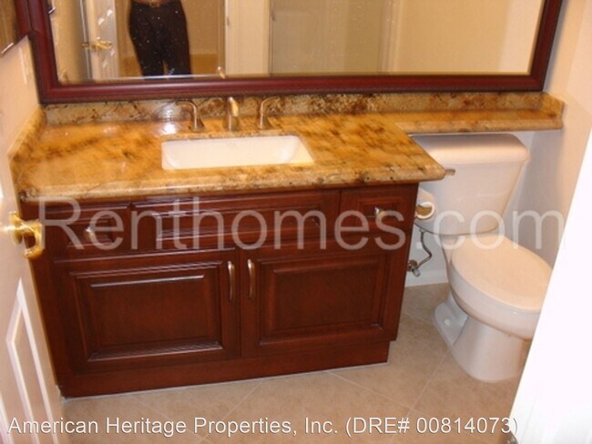 Foto del edificio - 5 br, 3 bath House - 11582 Tree Hollow Lane