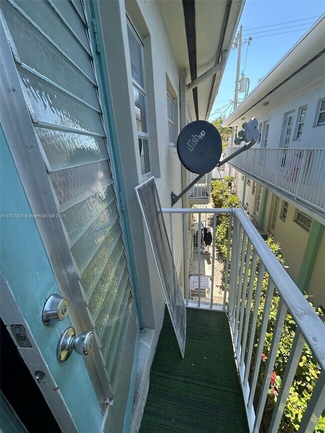 Foto del edificio - 921 Meridian Ave