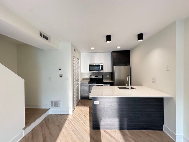 Foto del edificio - 843 W Grace St