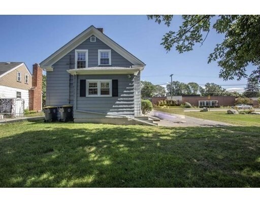 Primary Photo - 1473 County St