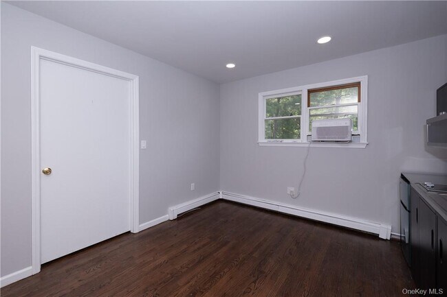 Foto del edificio - 142 E Sunnyside Ln