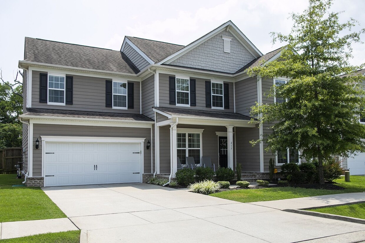 Primary Photo - **LIKE-NEW HOME AVAILABLE FOR LEASE IN FRA...