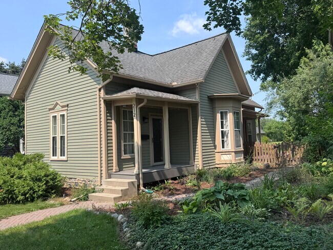 Foto del edificio - 212 N Ann Arbor St