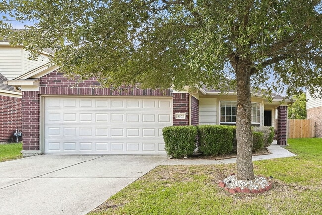 Building Photo - 5202 El Tigre Ln