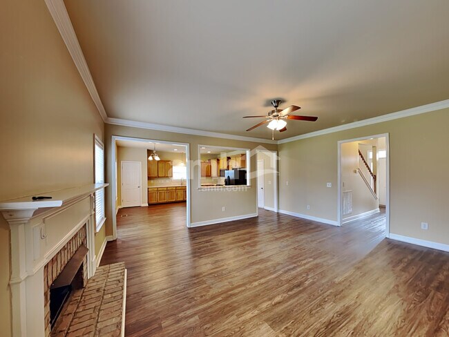 Foto del edificio - 3016 Sommette Dr