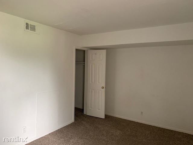 Foto del edificio - 1804 E 66th Pl
