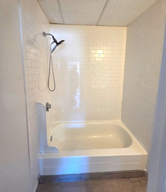 Foto del edificio - 91-99 Ives Street