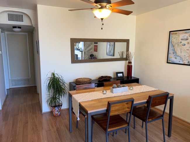 comedor - 828 21st St
