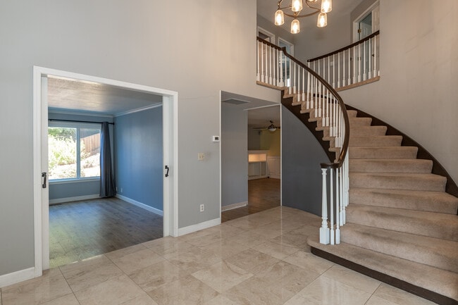 Building Photo - 16770 Wild Oak Ct