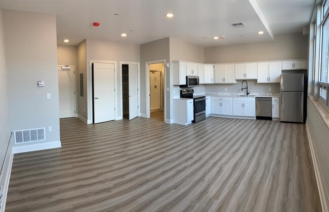 Building Photo - The Goodyear Mansion & Residences