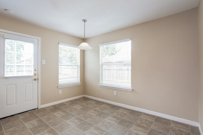 Foto del edificio - 4606 Serenity Trail