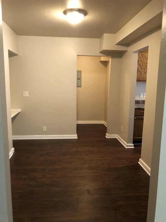 Foto del edificio - 2804 N Robinson Ave