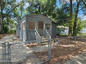 Building Photo - 9042 7th Ave