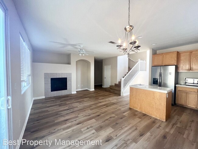 Building Photo - 4 br, 3 bath House - 4020 Montgomery Hill Dr.