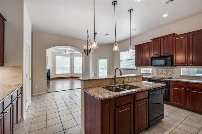 Building Photo - 10085 Cross Bend Cir