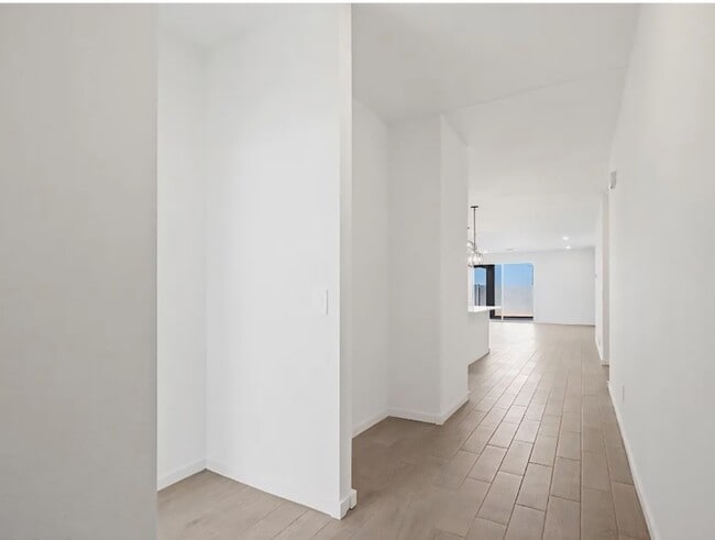 Foto del edificio - 2542 Fortana Dr