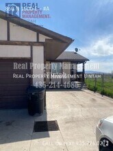 Building Photo - 860 N 1500 E