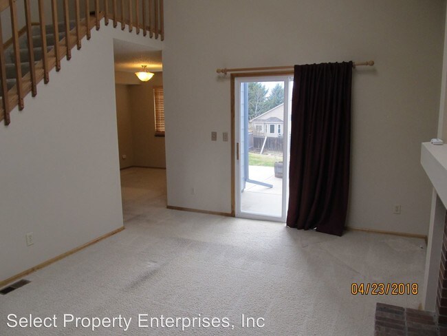 Foto del edificio - 3 br, 2 bath House - 7055 Sproul Lane
